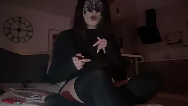 DominaCat75 online show from December 18, 1:05 am