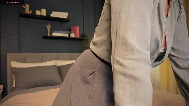 Lella Ryann  online show from March 15, 7:59 pm