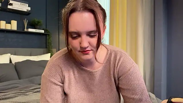 Lella Ryann  online show from March 28, 8:19 pm