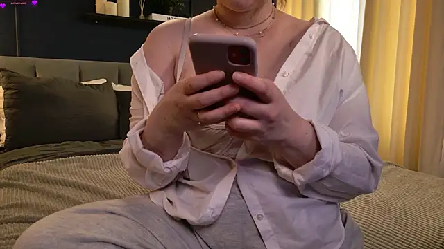 Snapshot of Lella_Ryann_ chatting on April 30, 9:30 pm Lella Ryann online show from April 30, 9:30 pm