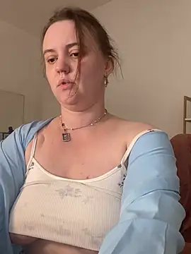 Snapshot of Lella_Ryann_ chatting on June 27, 6:40 am Lella Ryann online show from June 27, 6:40 am