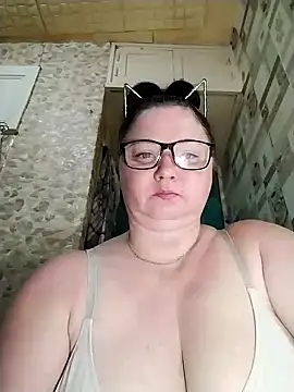 Snapshot of Holly-69 chatting on June 22, 5:10 pm Holly-69 online show from June 22, 5:10 pm