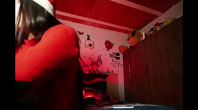 missycanoo online show from December 12, 2:37 am