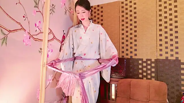 Snapshot of aya__me chatting on December 24, 8:11 am aya me online show from December 24, 8:11 am