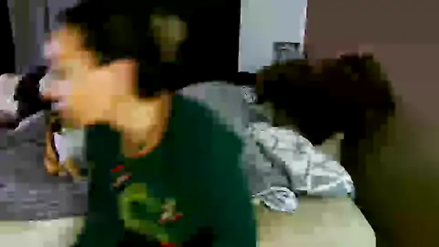 snowpanter online show from February 5, 7:20 pm