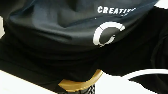 XiaoGuoGuo284512 online show from February 4, 7:03 am