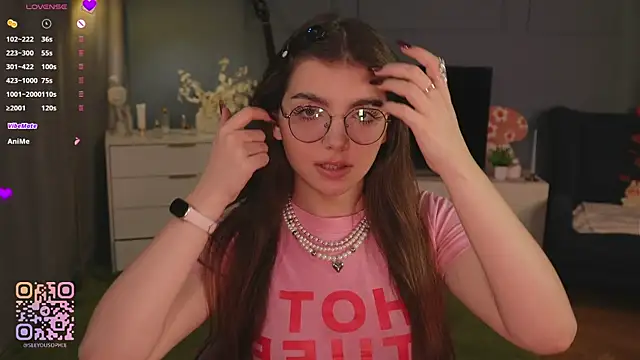 Snapshot of FlairEdgin chatting on November 8, 7:12 pm FlairEdgin online show from November 8, 7:12 pm