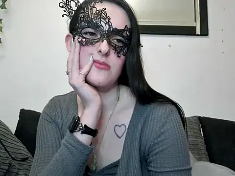 Snapshot of LexiSnowUK chatting on January 22, 7:24 pm LexiSnowUK online show from January 22, 7:24 pm