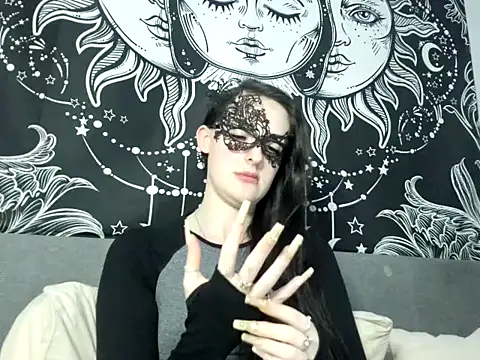 Snapshot of LexiSnowUK chatting on February 6, 9:22 am LexiSnowUK online show from February 6, 9:22 am