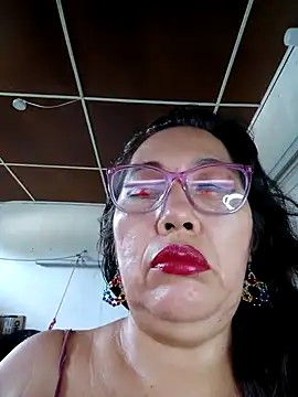 Snapshot of anniecoopeer chatting on March 12, 8:20 pm anniecoopeer online show from March 12, 8:20 pm