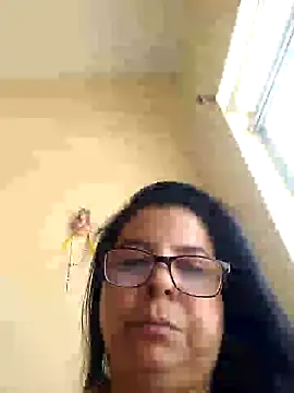 coroadelicia45 online show from January 9, 12:41 pm