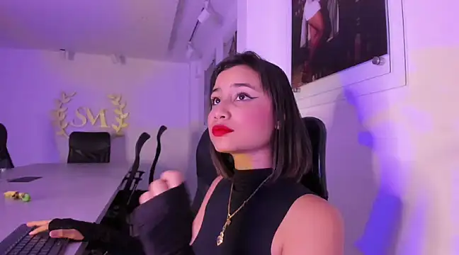 NairobiLee online show from March 20, 2:42 pm