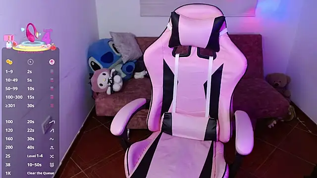 Snapshot of evie_cloud chatting on February 27, 1:16 am evie cloud online show from February 27, 1:16 am