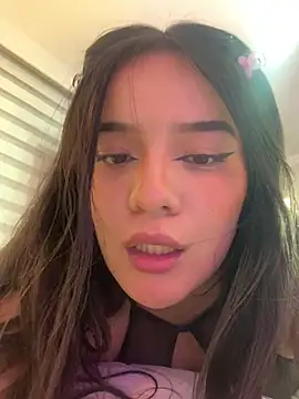 Snapshot of babee_sophie chatting on March 15, 9:41 am babee sophie online show from March 15, 9:41 am