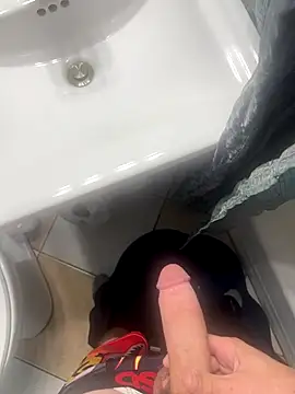 Snapshot of daddyjake101 chatting on September 11, 3:17 am daddyjake101 online show from September 11, 3:17 am