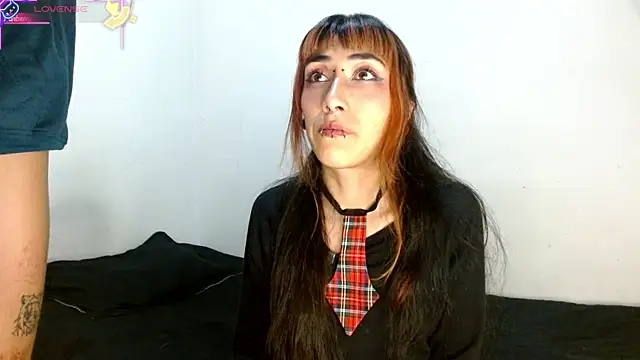 Asterothxznikki online show from October 29, 3:42 am