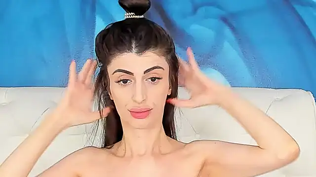 SkinnyDolly online show from February 2, 10:08 pm