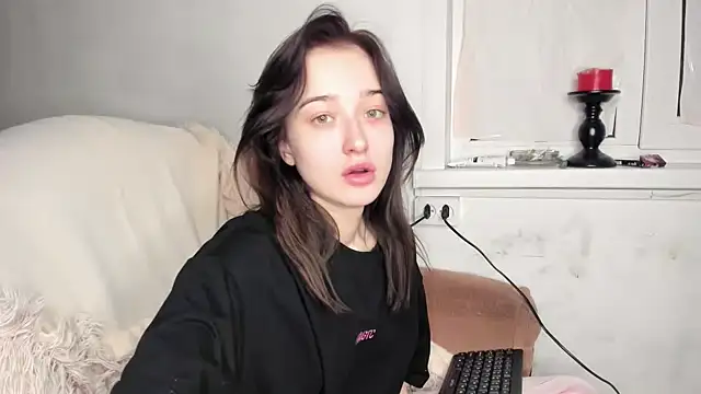 eva and adam1 online show from April 7, 12:33 am