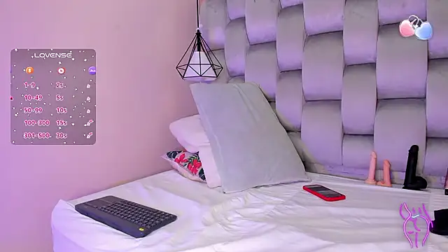 Snapshot of ander_deimond_ chatting on December 4, 4:16 pm ander deimond online show from December 4, 4:16 pm