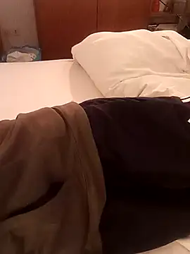 crems77 online show from January 9, 4:04 am