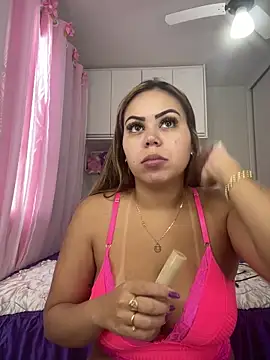 Snapshot of lariic chatting on January 21, 2:37 pm lariic online show from January 21, 2:37 pm