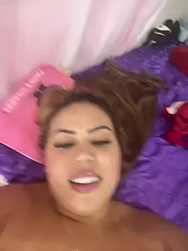 Snapshot of lariic chatting on January 23, 12:46 am lariic online show from January 23, 12:46 am