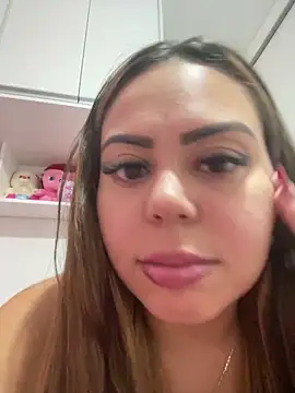 Snapshot of lariic chatting on March 15, 1:19 am lariic online show from March 15, 1:19 am