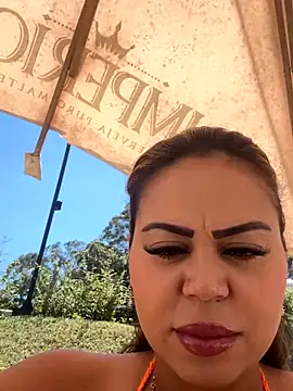 Snapshot of lariic chatting on September 26, 1:48 pm lariic online show from September 26, 1:48 pm