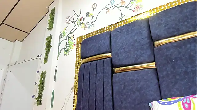 skaysanchez1 online show from November 15, 7:54 pm