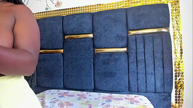 skaysanchez1 online show from December 17, 2:56 pm