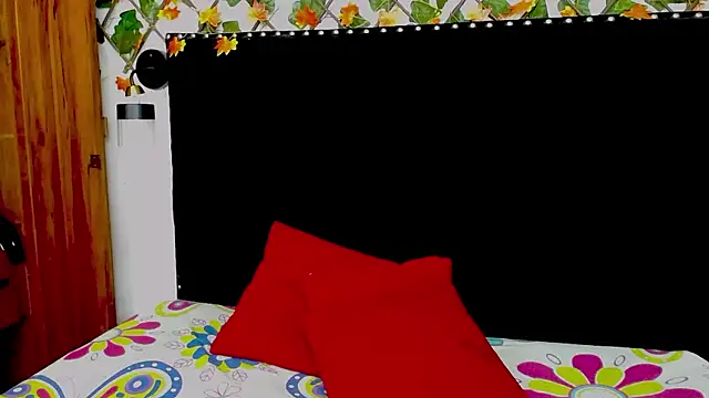 skaysanchez1 online show from January 11, 1:16 pm