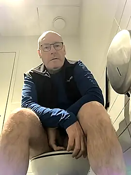 bogland33 online show from April 3, 2:15 pm