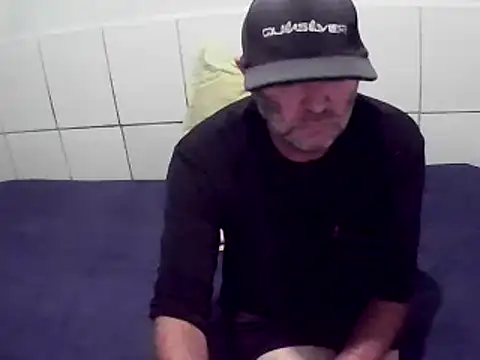 pierdona online show from March 31, 9:04 pm