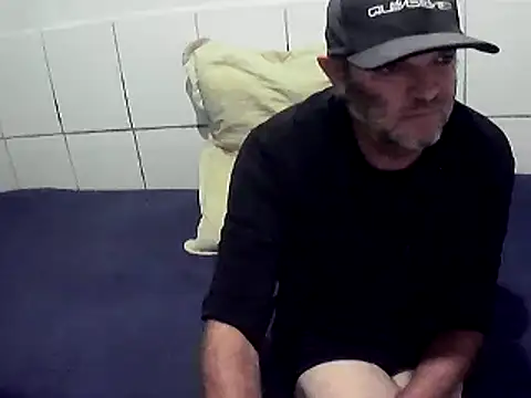 pierdona online show from April 13, 6:57 pm