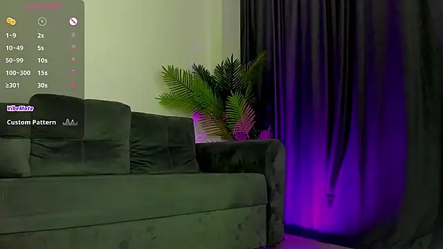 CurlyAnt0 online show from March 17, 5:12 am