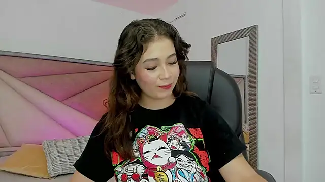 KarenPautt online show from February 22, 5:35 pm