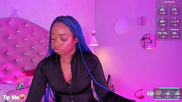 Snapshot of johannaMiller1 chatting on January 24, 7:30 am johannaMiller1 online show from January 24, 7:30 am