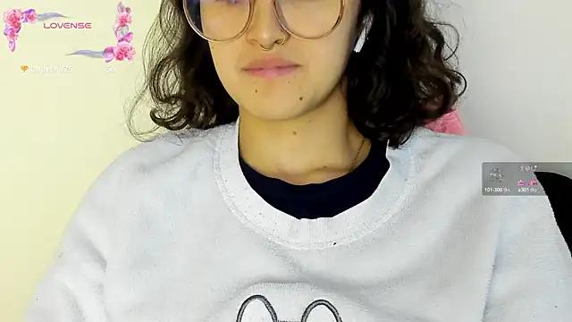 Snapshot of its__angelica_ chatting on January 15, 9:09 pm its angelica online show from January 15, 9:09 pm