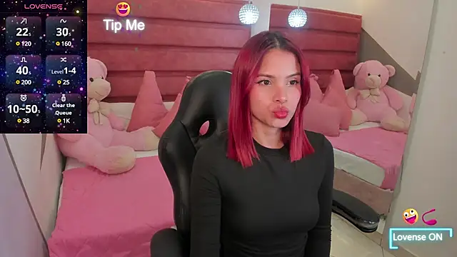 anna  duff online show from December 21, 3:25 am