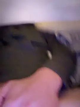 Snapshot of devinshd chatting on November 2, 1:24 pm devinshd online show from November 2, 1:24 pm