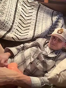 Snapshot of devinshd chatting on November 6, 12:11 am devinshd online show from November 6, 12:11 am