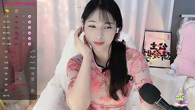 Snapshot of -Jolene-688- chatting on March 17, 4:33 pm -Jolene-688- online show from March 17, 4:33 pm