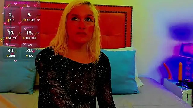 CarolinaGlamour online show from February 13, 6:48 pm