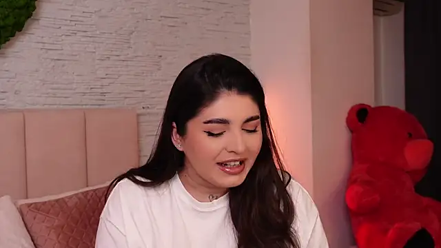 RachelSwaan online show from January 2, 11:09 am