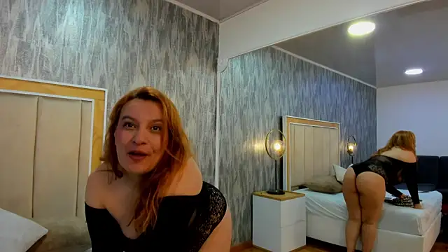 Snapshot of RoxieJackson chatting on November 19, 3:12 pm RoxieJackson online show from November 19, 3:12 pm