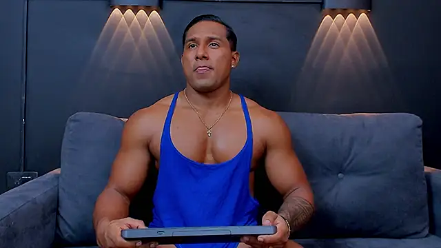 CallumMuscle online show from January 20, 10:15 pm