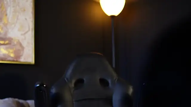 CallumMuscle online show from April 5, 9:34 pm