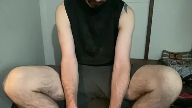 alphajoshkosh online show from April 17, 11:52 pm