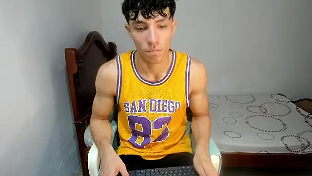 enzo sloran online show from September 22, 5:26 pm