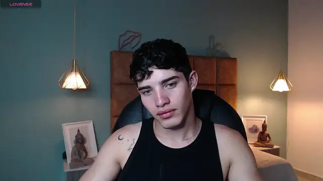 AlejooTwink online show from February 13, 8:55 pm